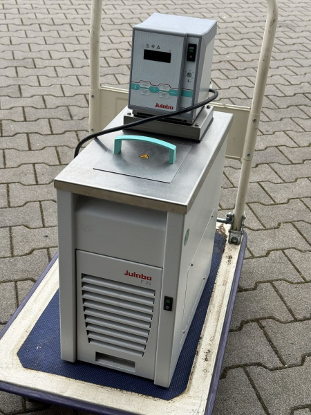 JULABO F25 Umlaufkühler Kältebad Thermostat MA 10197901 (defekt)