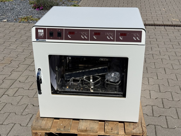 GFL Schüttelinkubator Inkubator Typ 3032 10176115F (gebraucht)
