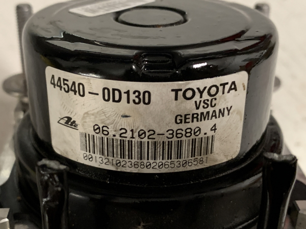 44540-0D130 89541-0D330 ABS-ESC Module Toyota Yaris