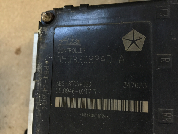 ABS Crysler PT Cruiser 05033082AD controller BTCS EBD