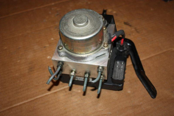 Hydraulic unit with control unit Mitsubishi MR289078 AC.0511-9191.1-0197.4 Q003T05771 AC.0440 A5.0980 437-0079 Galant X2T31975M1