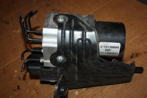 13663913 13509215AB EBC430EV 54084711A 13136694 ABS-ESP hydraulic unit Opel TRW