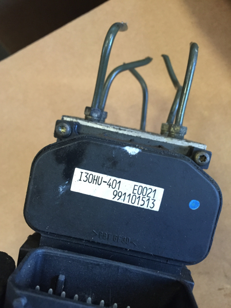 I30HU-401 ABS OPEL Monterey Isuzu Trooper 3.0 Diesel hydraulic unit controller