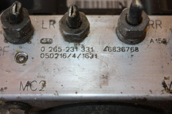 ABS hydraulic unit module Bosch Fiat 46836768 0265231331 0265800315