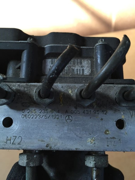 0265235054 0265950505 A0054319512 ABS hydraulic unit Sprinter