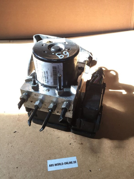 68076996AA ABS / ESP hydraulic module control unit Chrysler