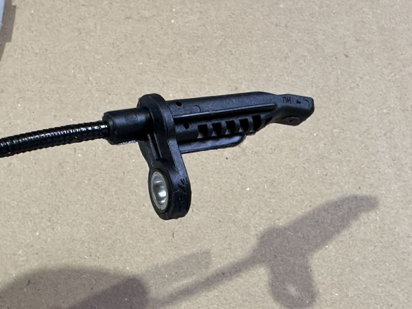 6874638 34526874638 Original BMW wheel speed sensor NEW