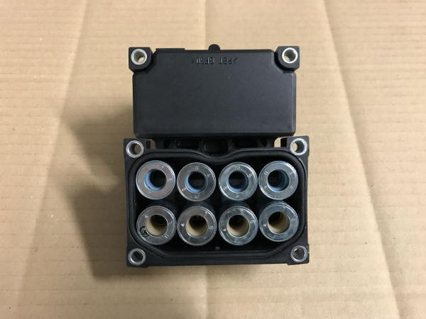 93171999 6235121 0273004227 ABS Control unit Bosch Opel Corsa Meriva NEW