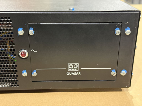 Dowty Quasar 1000 Stromwandler DC-AC Power Converter 93000784 24V → 230V 50Hz 1000VA (gebraucht)