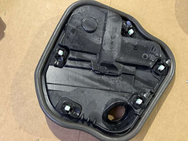 Audi RS7 Zuziehmotor Zuziehhilfe Türmodul rechts vorne 4G8837004 (gebraucht)