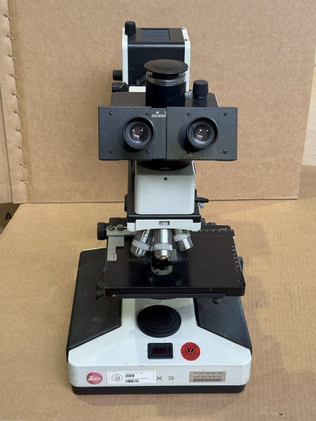 Leitz Wetzlar Metallux-3 Metallmikroskop NPL Fluotar 100x 50x 20x 10x 5x + EA-PS 2016-100 gebraucht