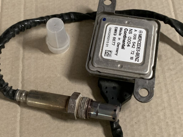 A0065427218 NOX sensor Mercedes W164 X164 W212 W251 W906