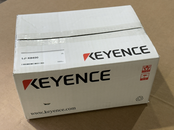 KEYENCE LJ-X8400 3D-Laserprofilsensor (NEU in OVP)