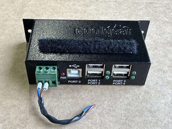 CoolGear USB 2.0 Hub 4-port