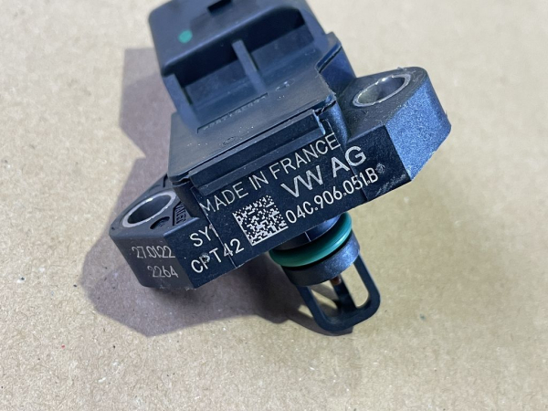 04C906051B original VAG pressure sensor 6km