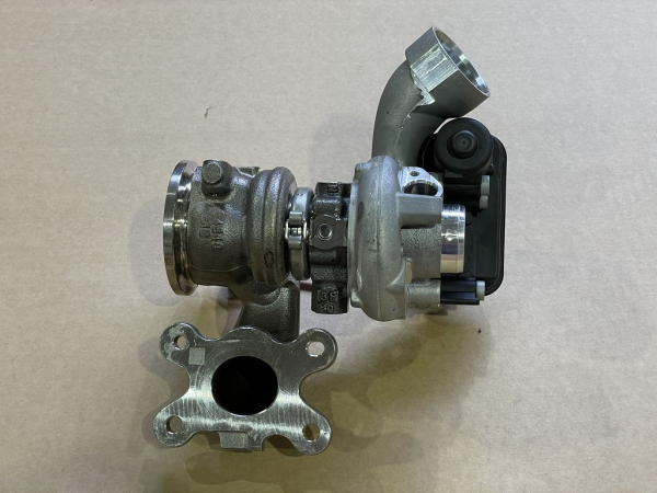 04E145715M original VAG Turbocharger 1.4 Hybrid 6km