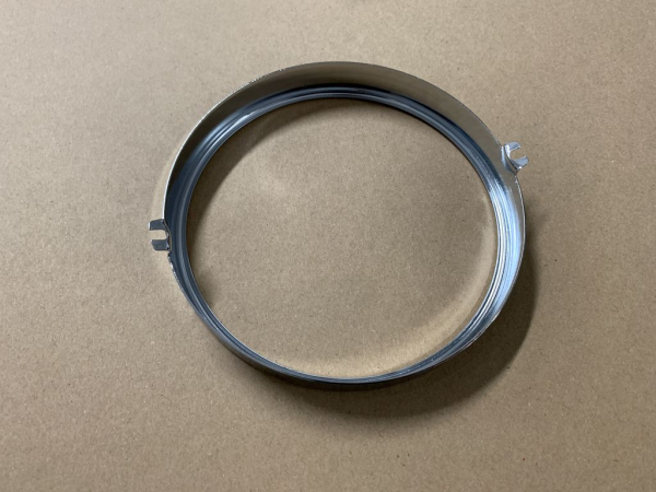 A0018263089 Überwurfring Scheinwerfer Rahmen Chrom Mercedes W123 NEU