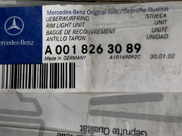 A0018263089 Überwurfring Scheinwerfer Rahmen Chrom Mercedes W123 NEU