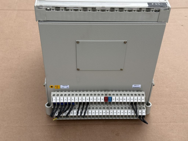 Siemens Line Differential Protection 7SD5035-4BA11-0AA0/EE Schutzgerät gebraucht