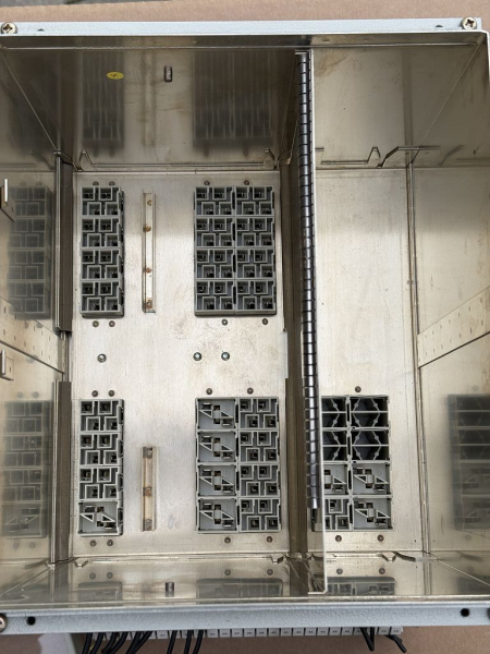 Siemens Line Differential Protection 7SD5035-4BA11-0AA0/EE Schutzgerät gebraucht