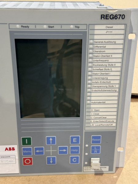ABB REG670 Generator Protection IED Schutzgerät 1MRK004826-BA REG670 (gebraucht)