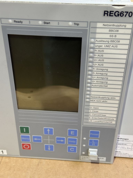 ABB REG670 Generator Protection IED Schutzgerät 1MRK002826-AA (gebraucht)