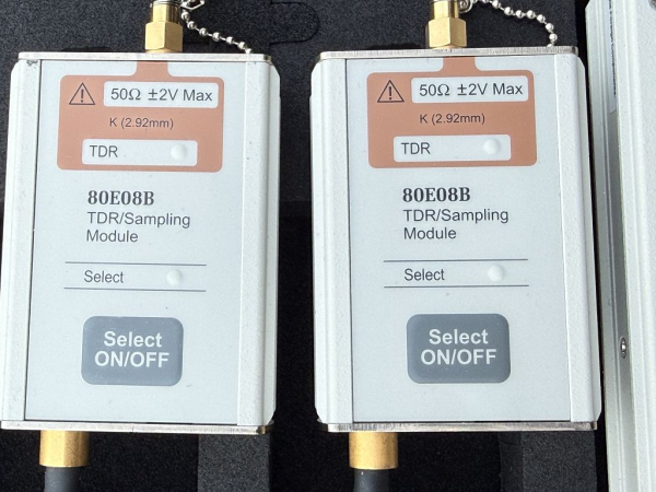 Tektronix DSA8300 Digital Serial Analyzer with 2x 80A02 & 2x 80E08B TDR/Sampling Sets used