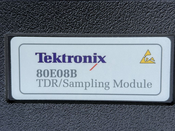 Tektronix DSA8300 Digital Serial Analyzer with 2x 80A02 & 2x 80E08B TDR/Sampling Sets used