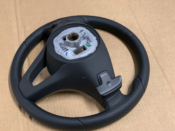 A0004607103 9E38 original Mercedes E-Class 213 steering wheel leather black