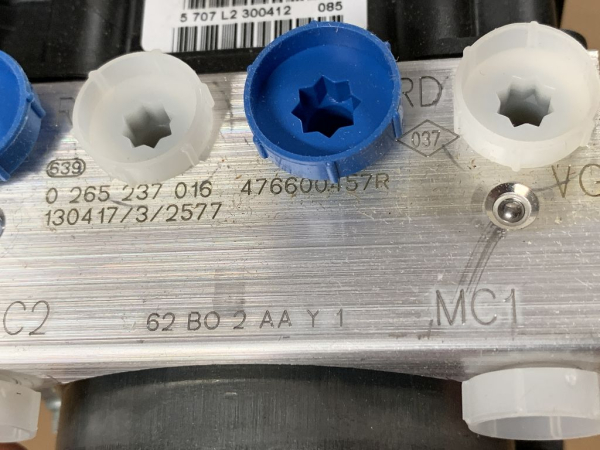 93167892 4420236 476600457R ABS module Opel Movano Renault Master NEW