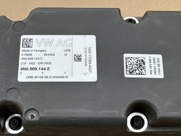 4N2423055J original Audi A8 S8 quattro steering gear RIGHT HAND DRIVE NEW