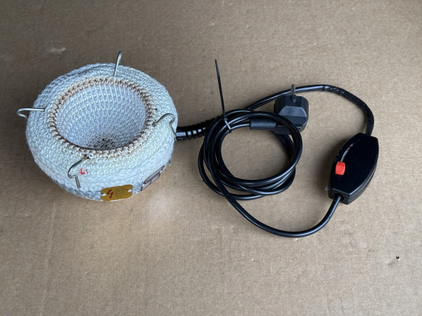 Winkler WM/R2H/250 heating mantle