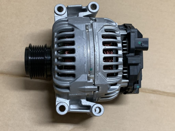 06A903023G original VAG Amarok generator generator 140A NEW