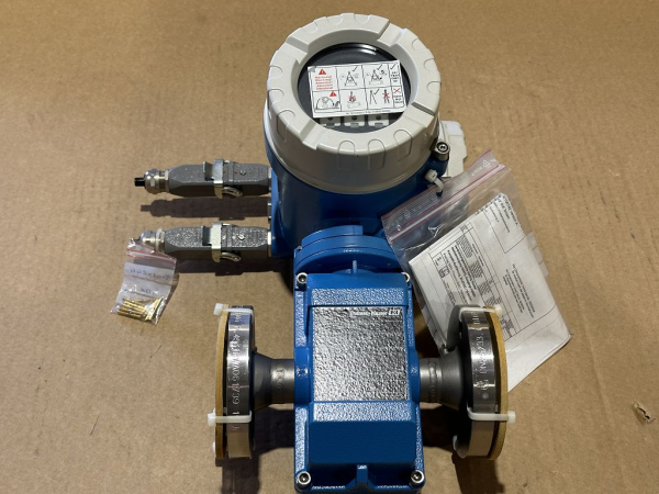 ENDRESS & HAUSER Promag 53P 53P25-E99B9A9099AA NEU