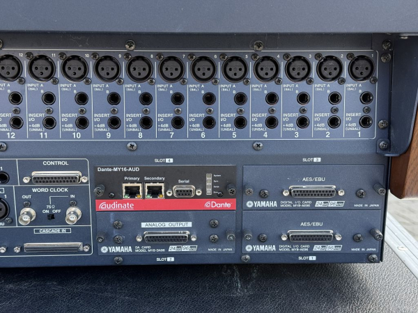 Yamaha O2R96 Digital Mixing Console inkl. Dante Erweiterung (sehr guter Zustand)