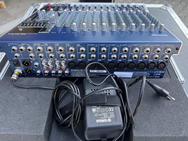 Yamaha MG16/6FX Mischpult (gebraucht, sehr gut, im Case)