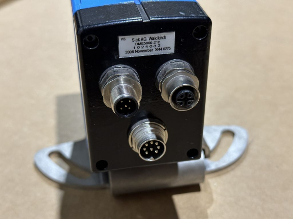 Sick DME5000-212 1024082 Distanzsensor BEF-AH-DME 2027721