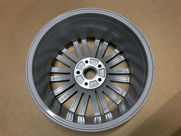 3C0601025D Aluminiumfelge Alu-Felge SOLITUDE 7,5x17 ET47 für Passat Eos NEU Original VW