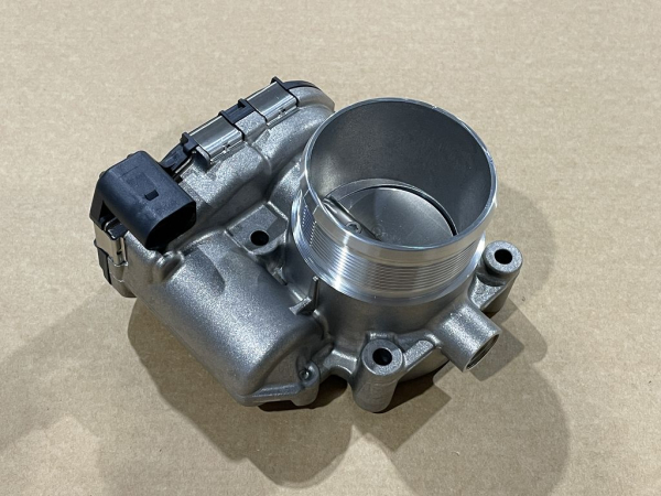 06K133062M 0280750652 original VW / Audi throttle body NEW