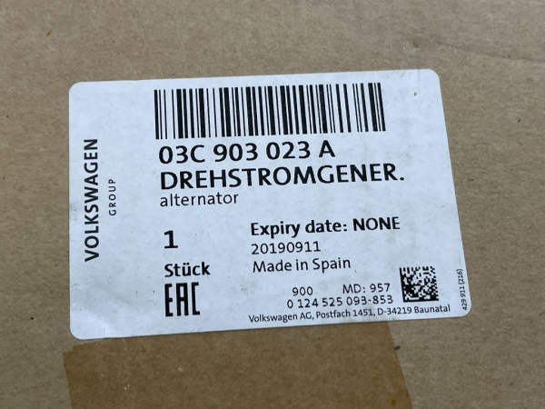 03C903023A original VAG Generator NEW