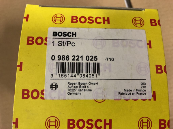 0986221025 Bosch Zündspule Renault 7700100589 NEU