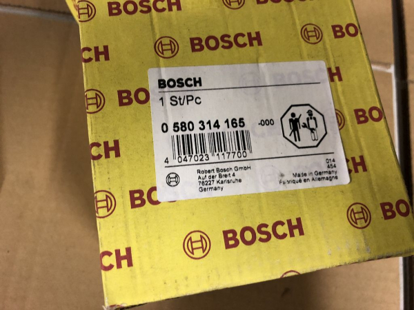 0580314165 Bosch fuel pump NEW