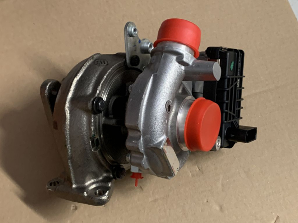 726422-5013S original Garrett turbocharger Jaguar S-Type XF XJ NEW