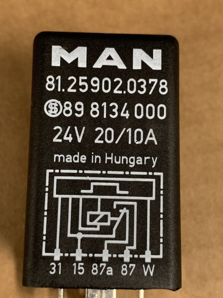 81.25902.0378 898134000 Striebel relay fuel pump MAN NEW