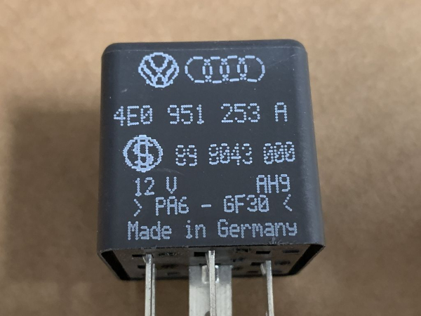 4E0951253A Work contact relay Audi R8 2007-2012 NEW