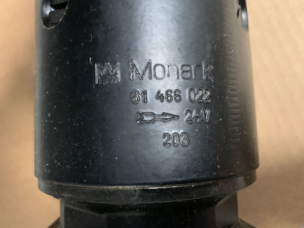 81466022 Original Monark starter starter truck NEW