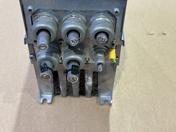 VACON NXS00045A5H1SSSA1A2000000 1.5 kW frequency converter