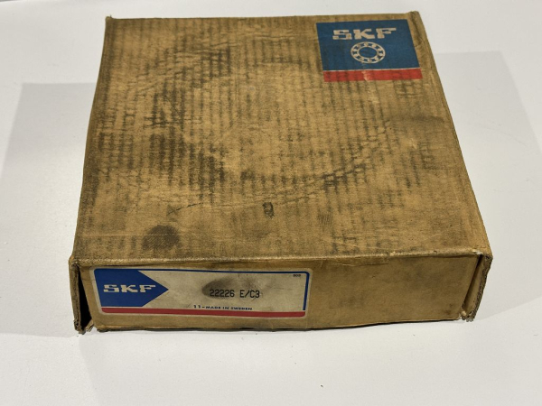 Original SKF 22226E/C3 22226 E/C3 spherical roller bearing NEW