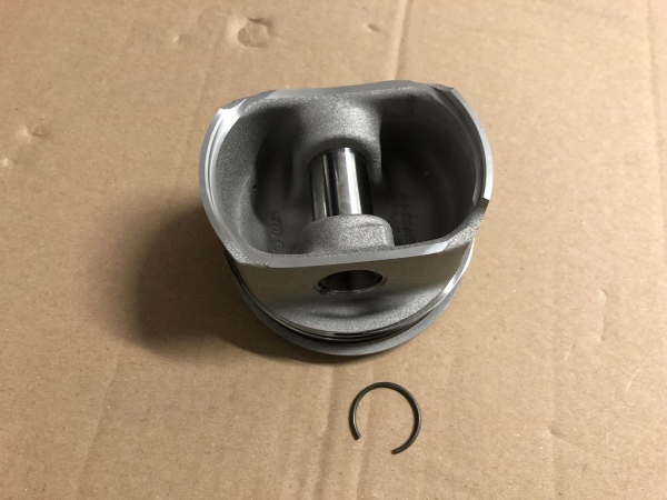 06b107081 81,45mm Piston Audi 1.8 5V Turbo NEW