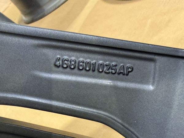 4G8601025AP Audi RS7 4G Performance Satz (4x) Aluminiumfelgen 9Jx21H2 ET35 5/112